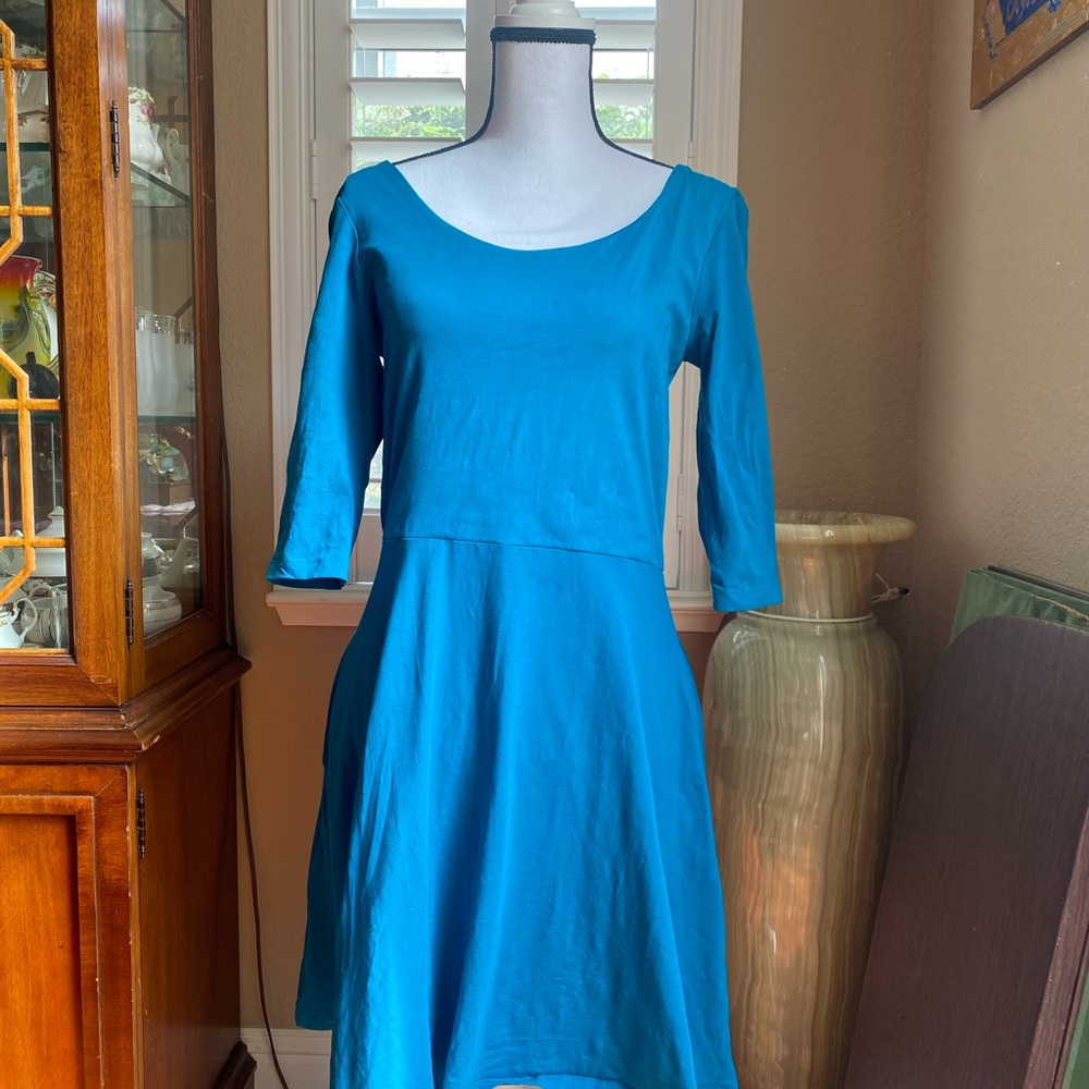 Pact Scoop Neck Fit-&-Flare Dress S / M